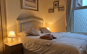 Cosy Town House